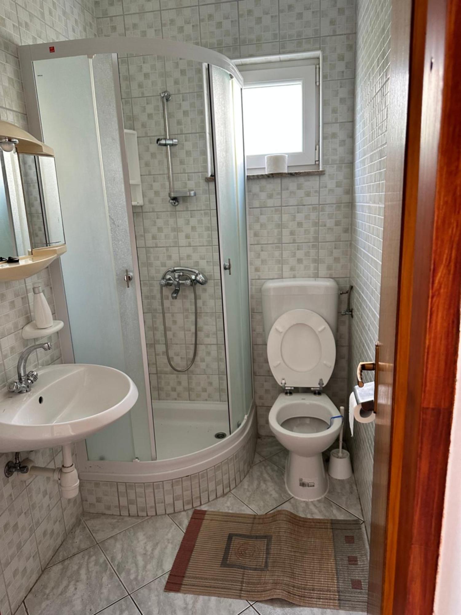 Apartments Kristina Vir Dış mekan fotoğraf