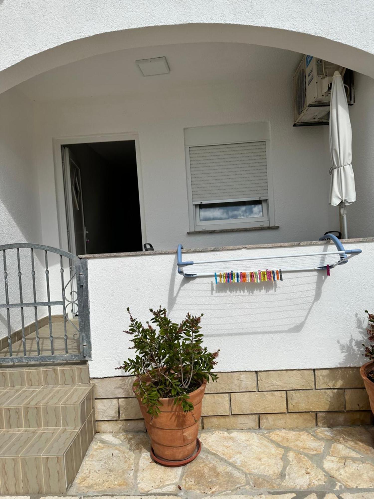 Apartments Kristina Vir Dış mekan fotoğraf