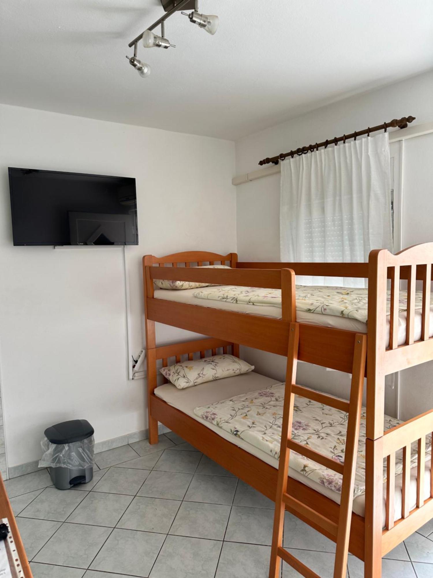 Apartments Kristina Vir Dış mekan fotoğraf