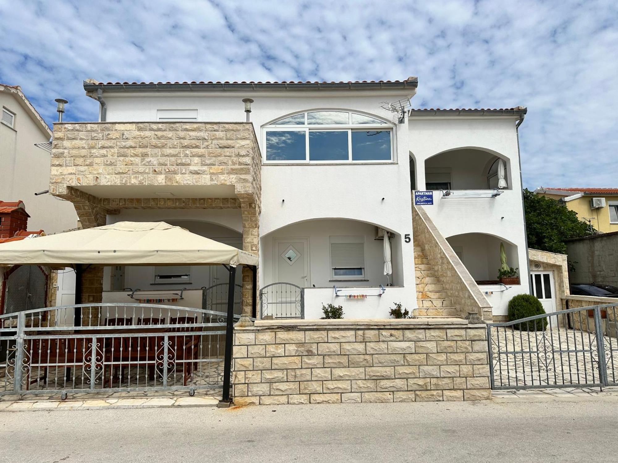 Apartments Kristina Vir Dış mekan fotoğraf